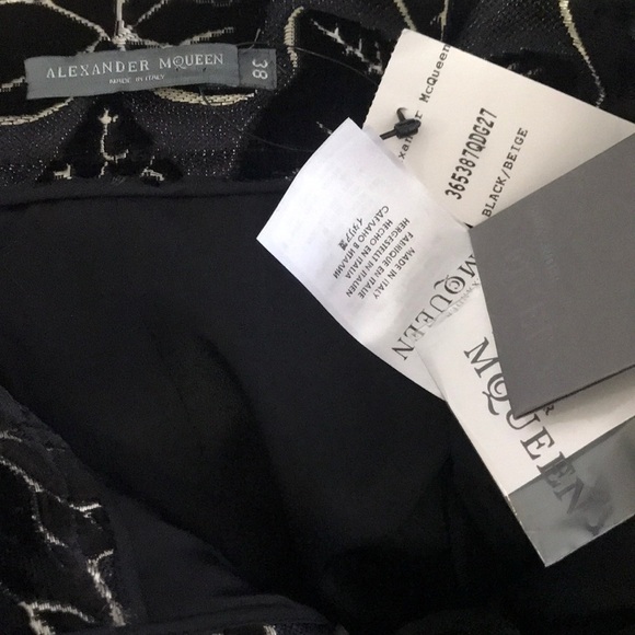 Alexander McQueen Black Cut Velvet Ankle Pants - Picture 8 of 8